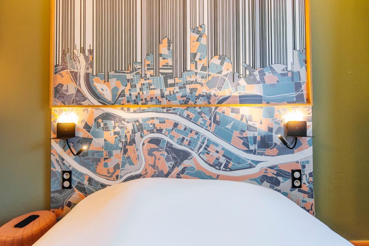 Hotel Ibis Styles Lyon Croix Rousse Exterior foto